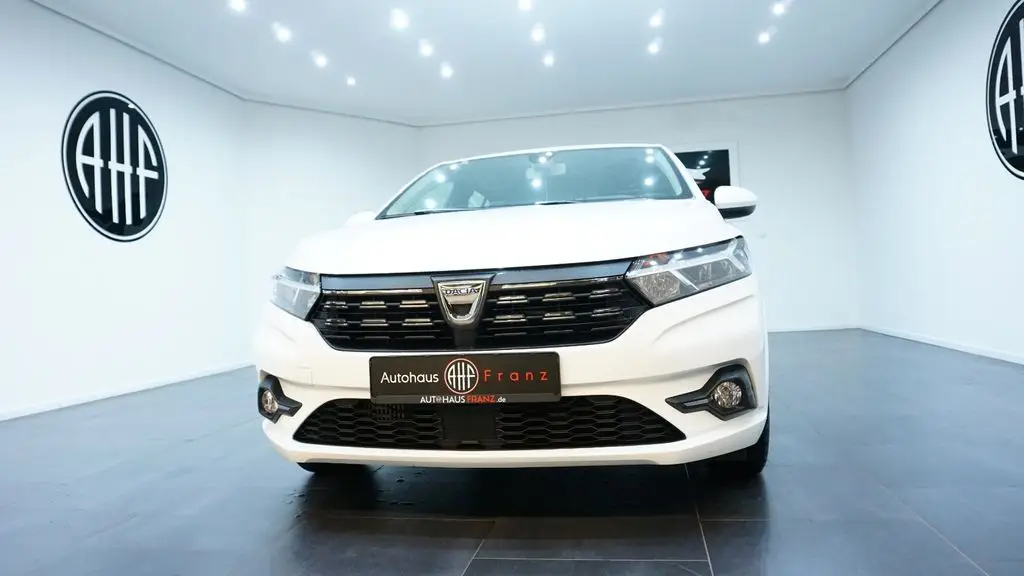 Photo 1 : Dacia Sandero 2022 Petrol