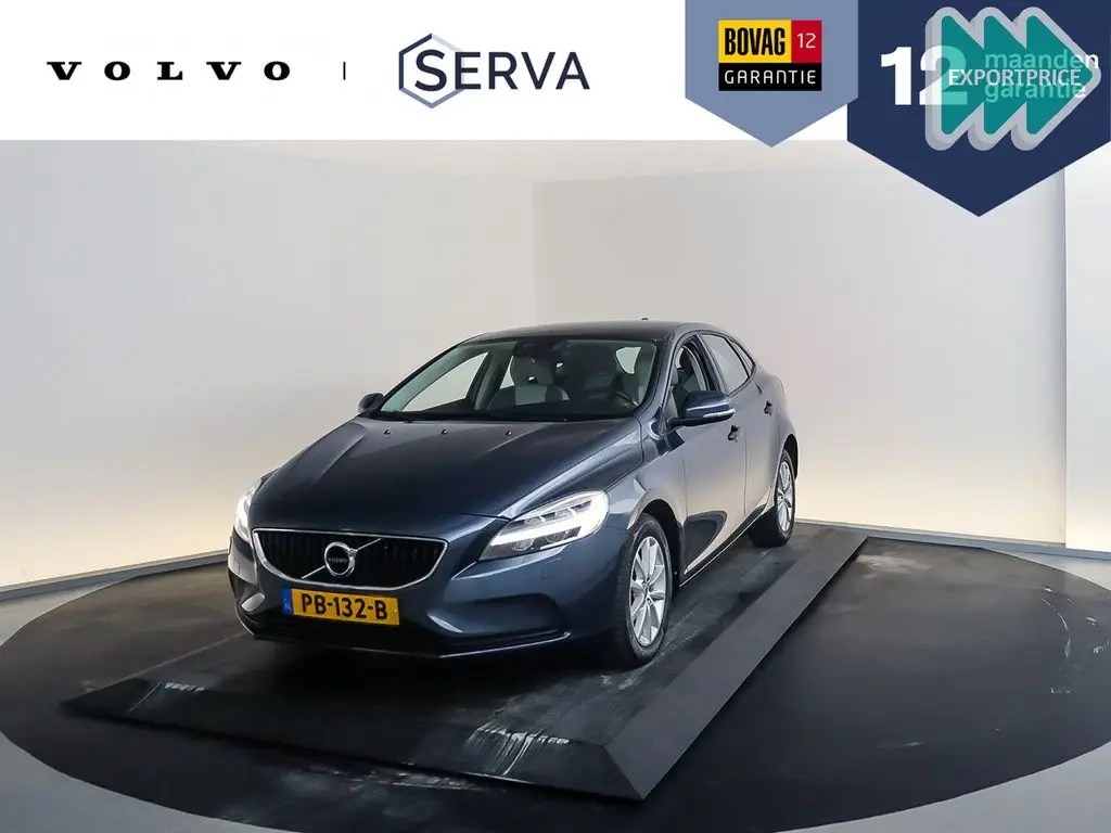Photo 1 : Volvo V40 2017 Petrol