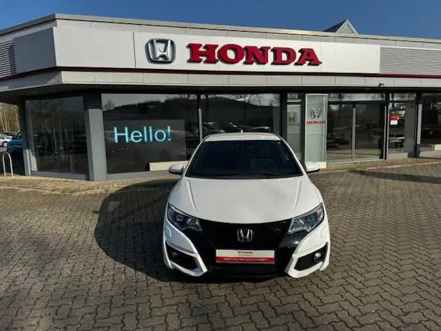 Photo 1 : Honda Civic 2015 Petrol