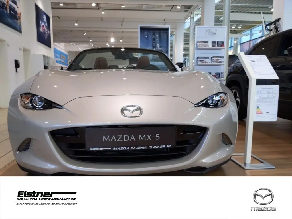Photo 1 : Mazda Mx-5 2023 Petrol