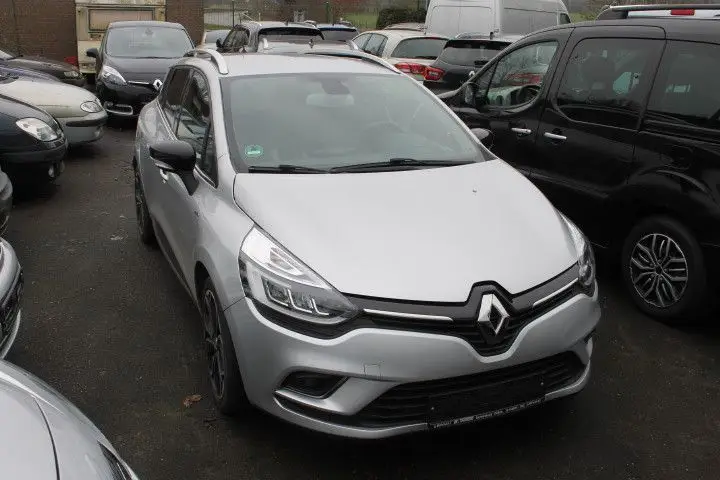 Photo 1 : Renault Clio 2018 Not specified