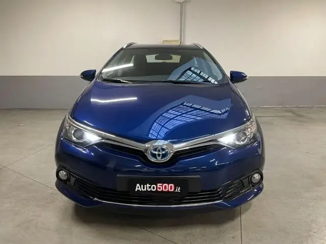 Photo 1 : Toyota Auris 2016 Hybrid
