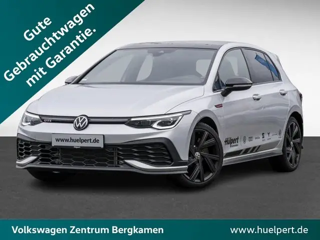 Photo 1 : Volkswagen Golf 2024 Essence