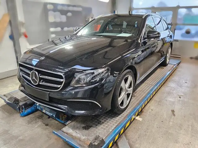 Photo 1 : Mercedes-benz Classe E 2019 Hybrid