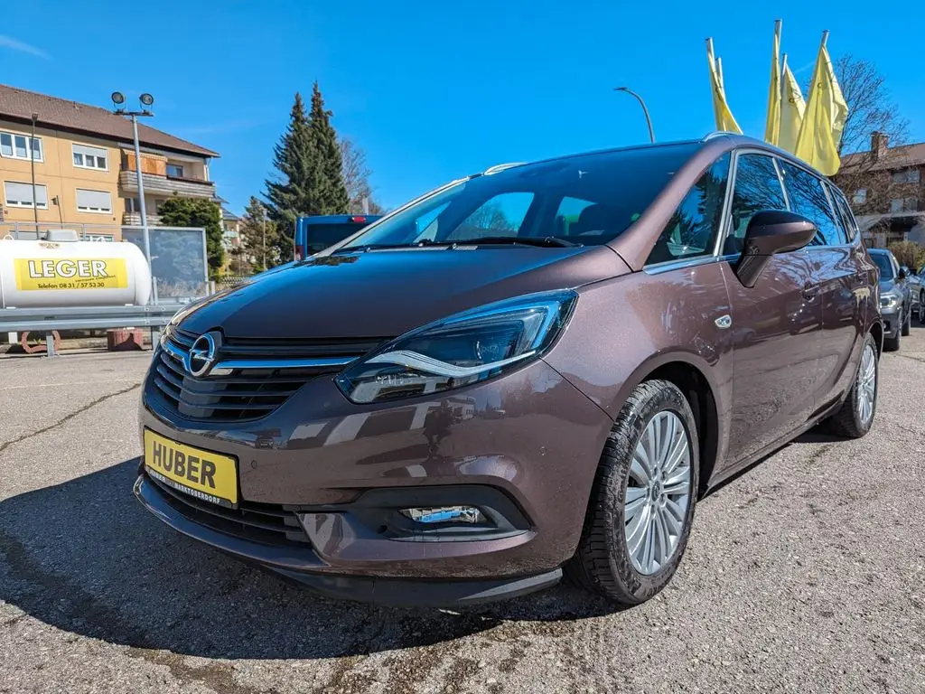 Photo 1 : Opel Zafira 2016 Essence