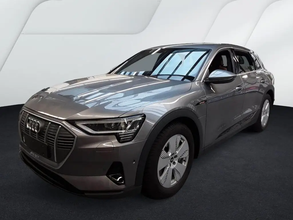 Photo 1 : Audi E-tron 2022 Électrique