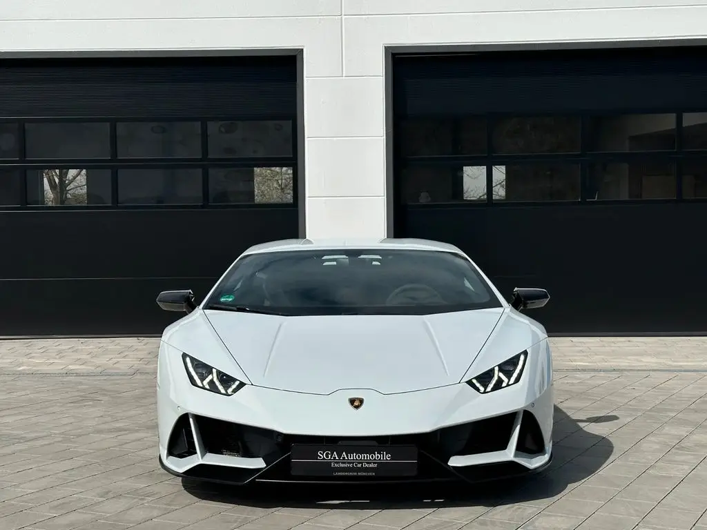 Photo 1 : Lamborghini Huracan 2020 Essence