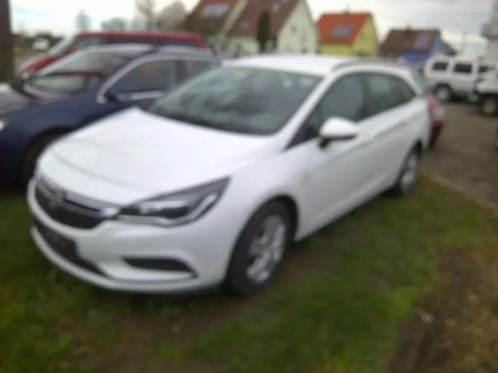 Photo 1 : Opel Astra 2019 Diesel