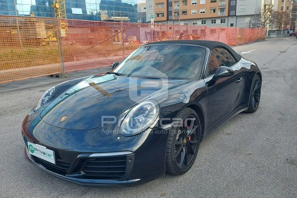 Photo 1 : Porsche 911 2017 Not specified