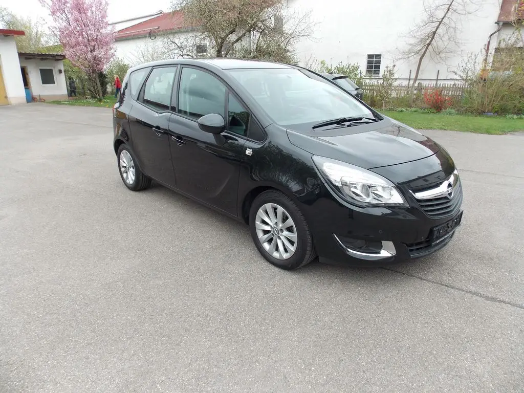 Photo 1 : Opel Meriva 2014 Petrol