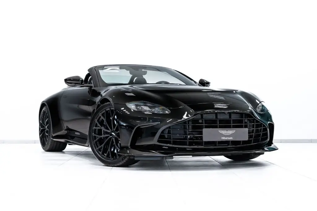 Photo 1 : Aston Martin V12 2024 Essence