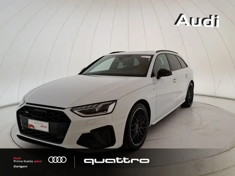 Photo 1 : Audi A4 2023 Others