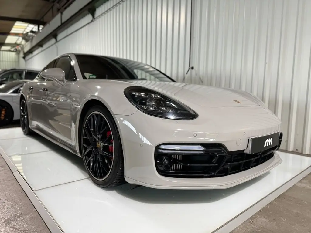 Photo 1 : Porsche Panamera 2018 Petrol