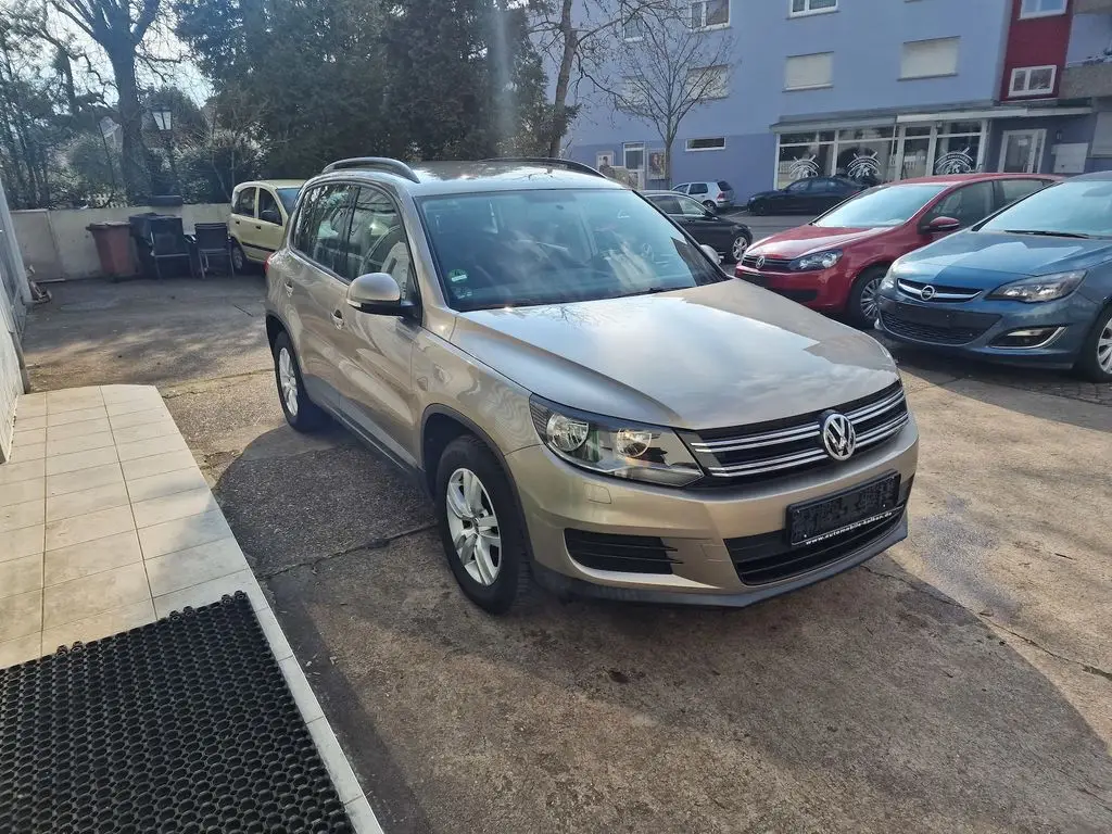 Photo 1 : Volkswagen Tiguan 2014 Petrol