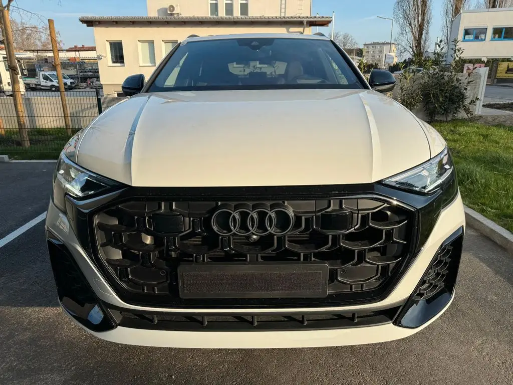 Photo 1 : Audi Sq8 2024 Petrol