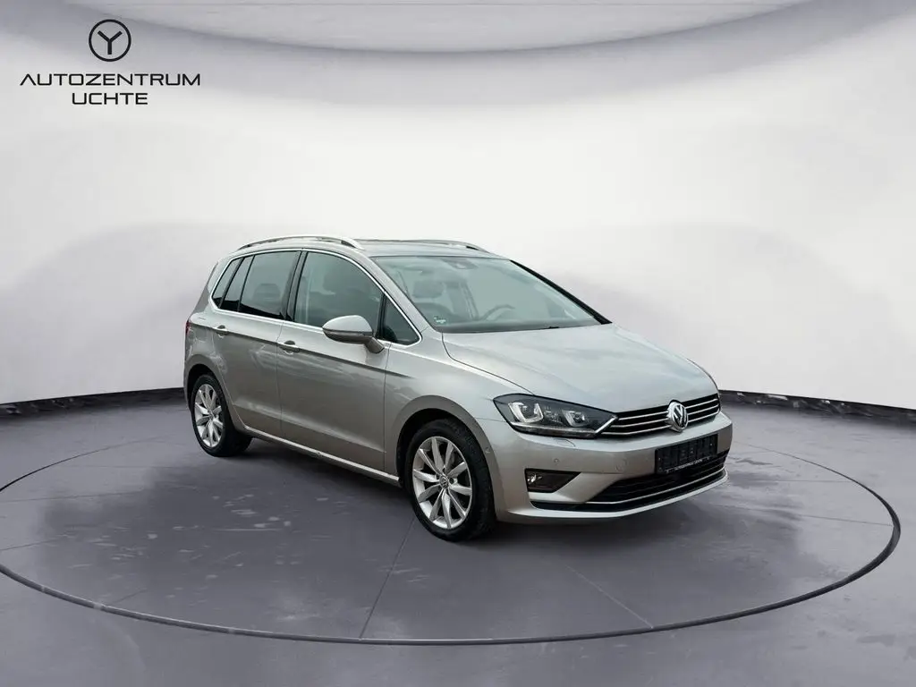 Photo 1 : Volkswagen Golf 2014 Essence