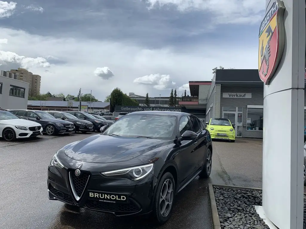 Photo 1 : Alfa Romeo Stelvio 2019 Essence