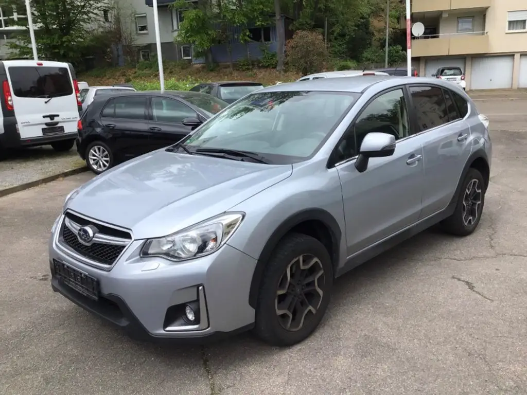 Photo 1 : Subaru Xv 2017 Petrol