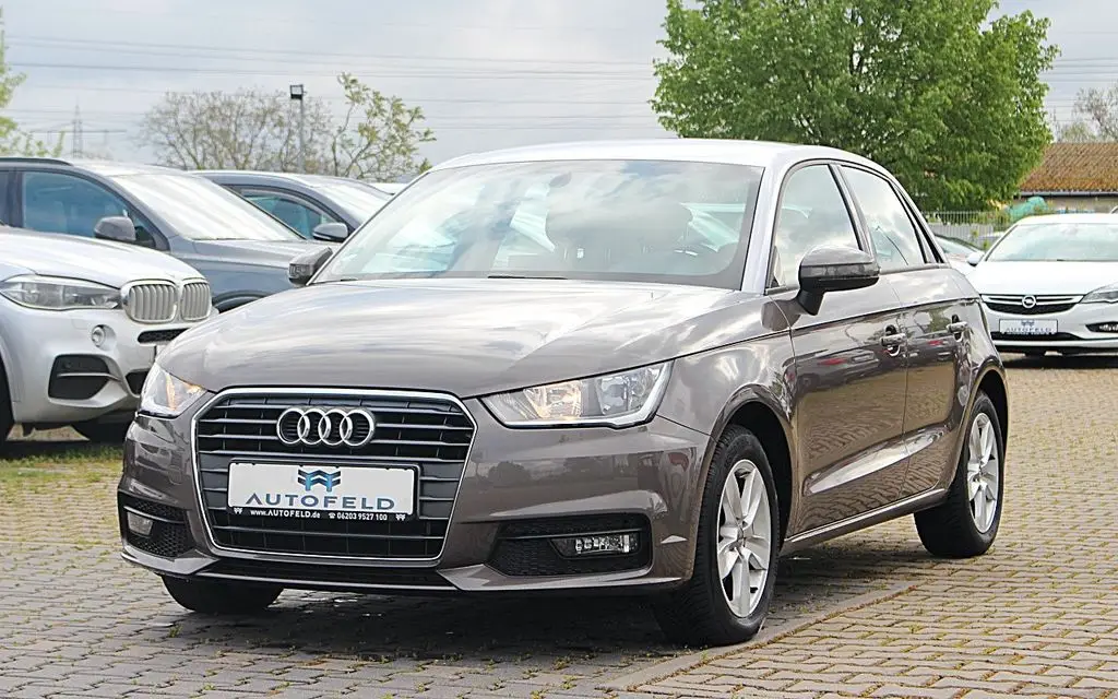 Photo 1 : Audi A1 2015 Petrol