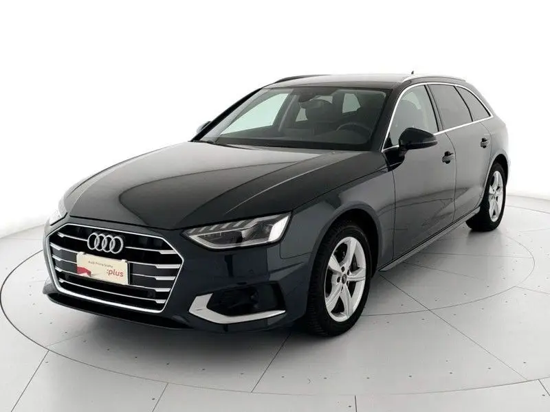 Photo 1 : Audi A4 2022 Not specified