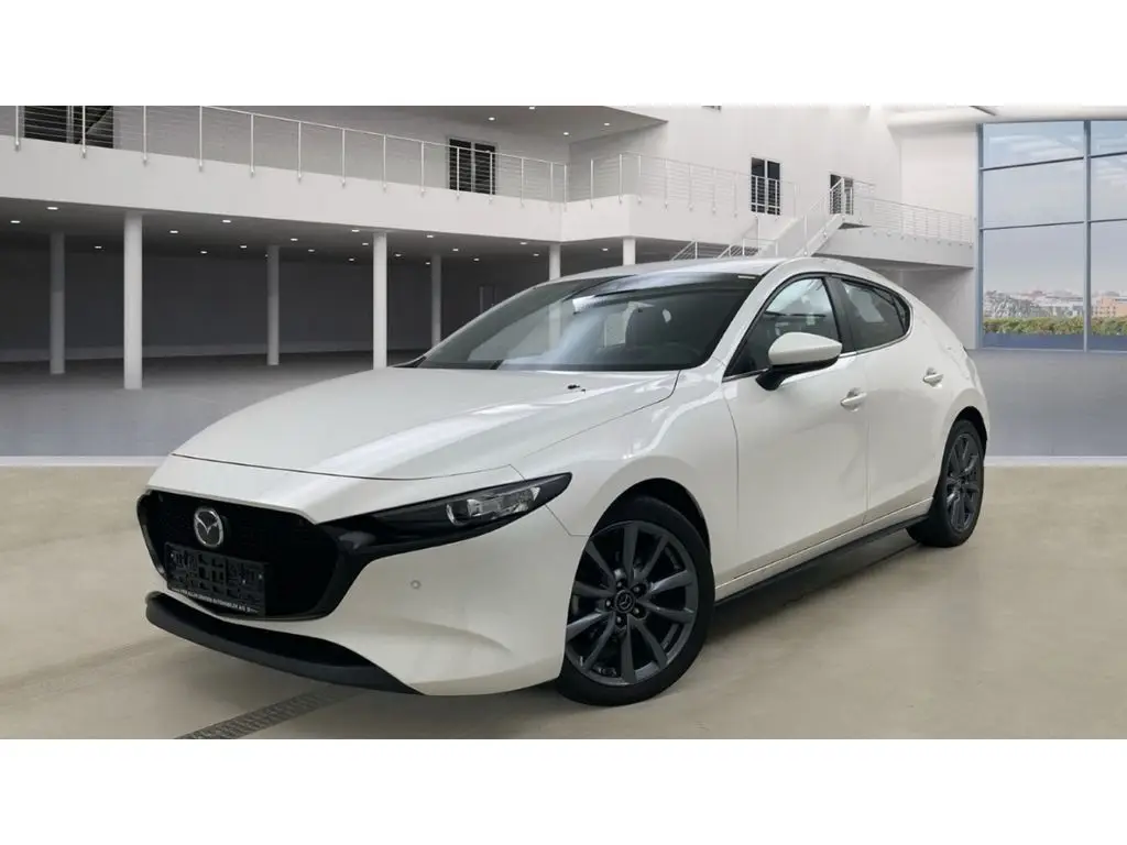 Photo 1 : Mazda 3 2021 Petrol