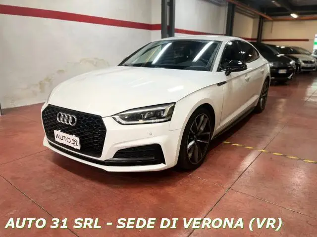 Photo 1 : Audi A5 2018 Not specified