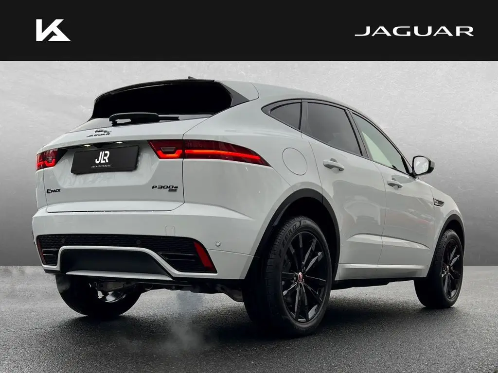 Photo 1 : Jaguar E-pace 2023 Hybrid