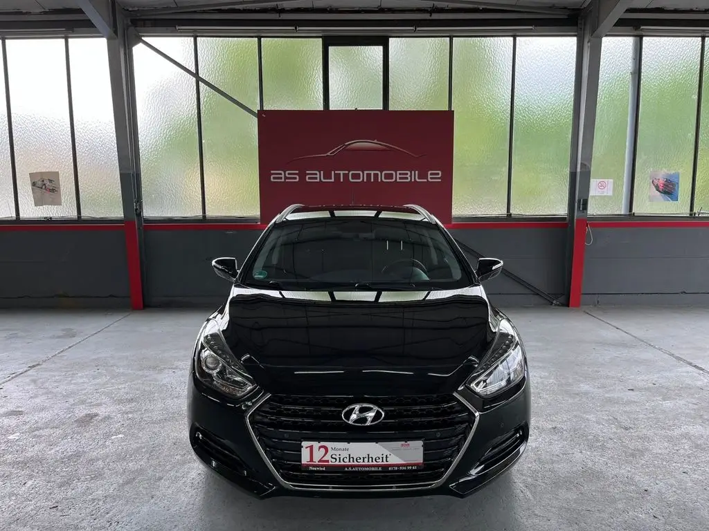 Photo 1 : Hyundai I40 2017 Petrol
