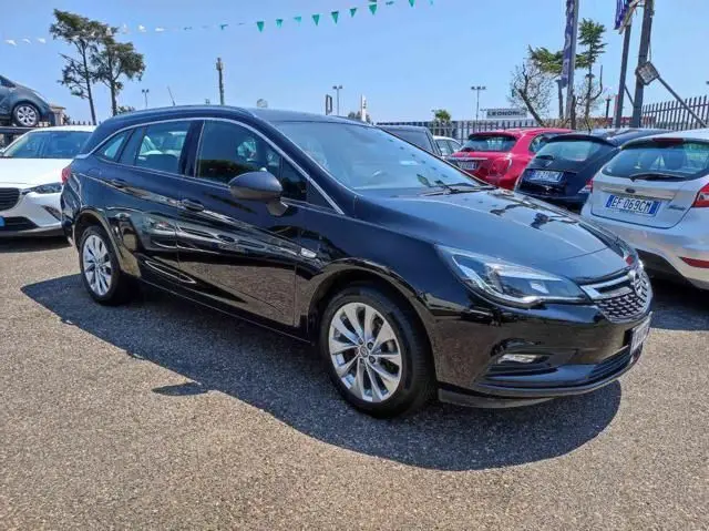 Photo 1 : Opel Astra 2019 Others