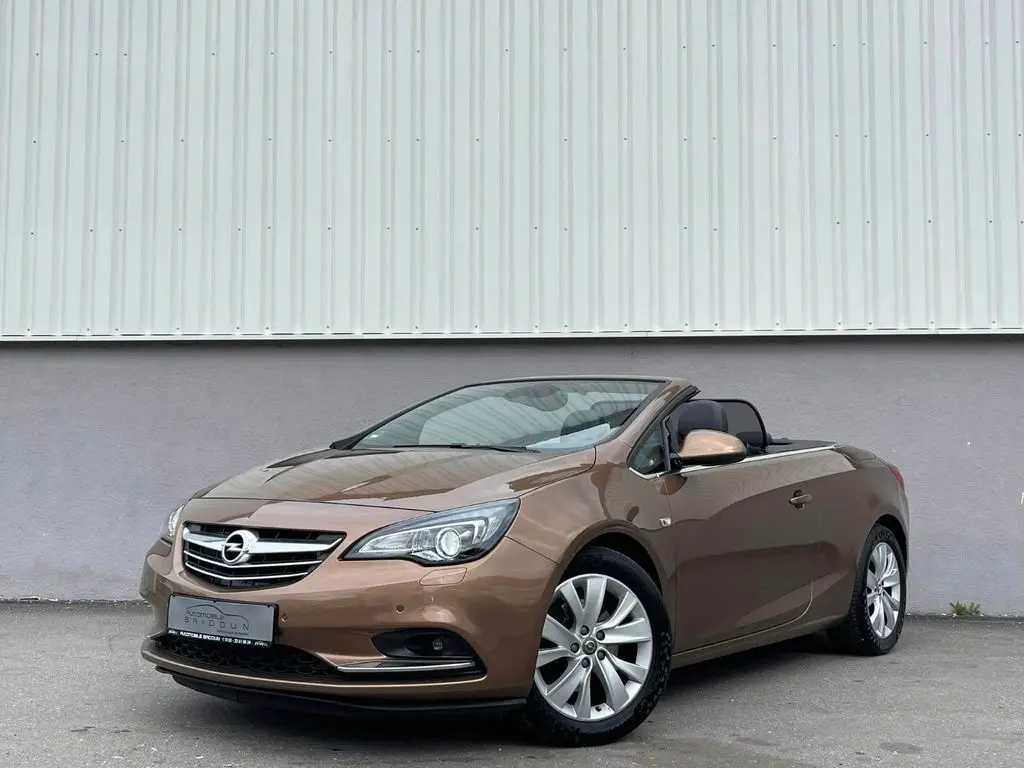 Photo 1 : Opel Cascada 2015 Essence