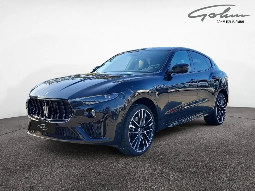 Photo 1 : Maserati Levante 2019 Essence