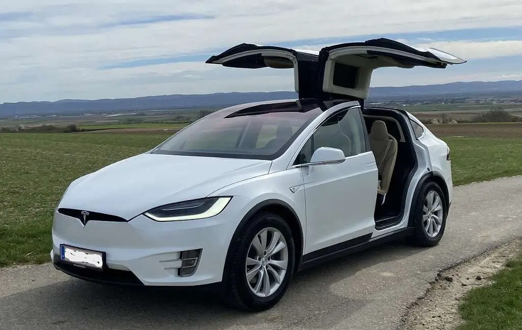Photo 1 : Tesla Model X 2016 Electric