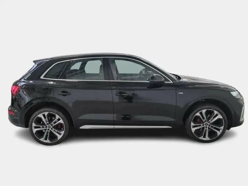 Photo 1 : Audi Q5 2022 Not specified