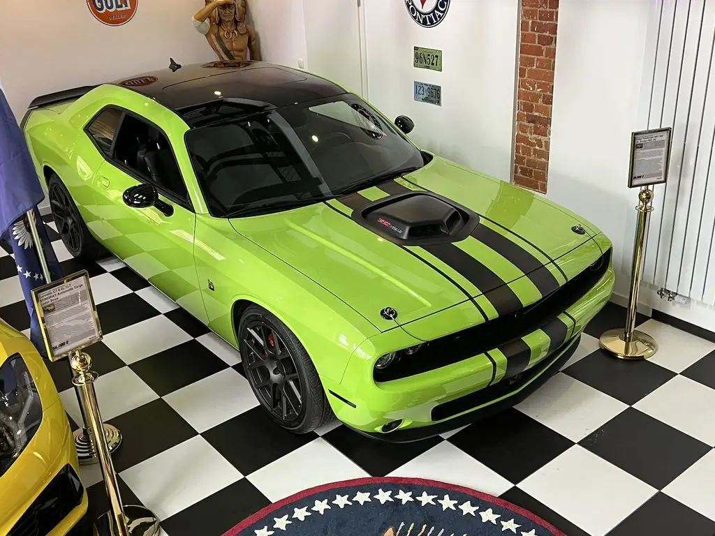 Photo 1 : Dodge Challenger 2019 Petrol