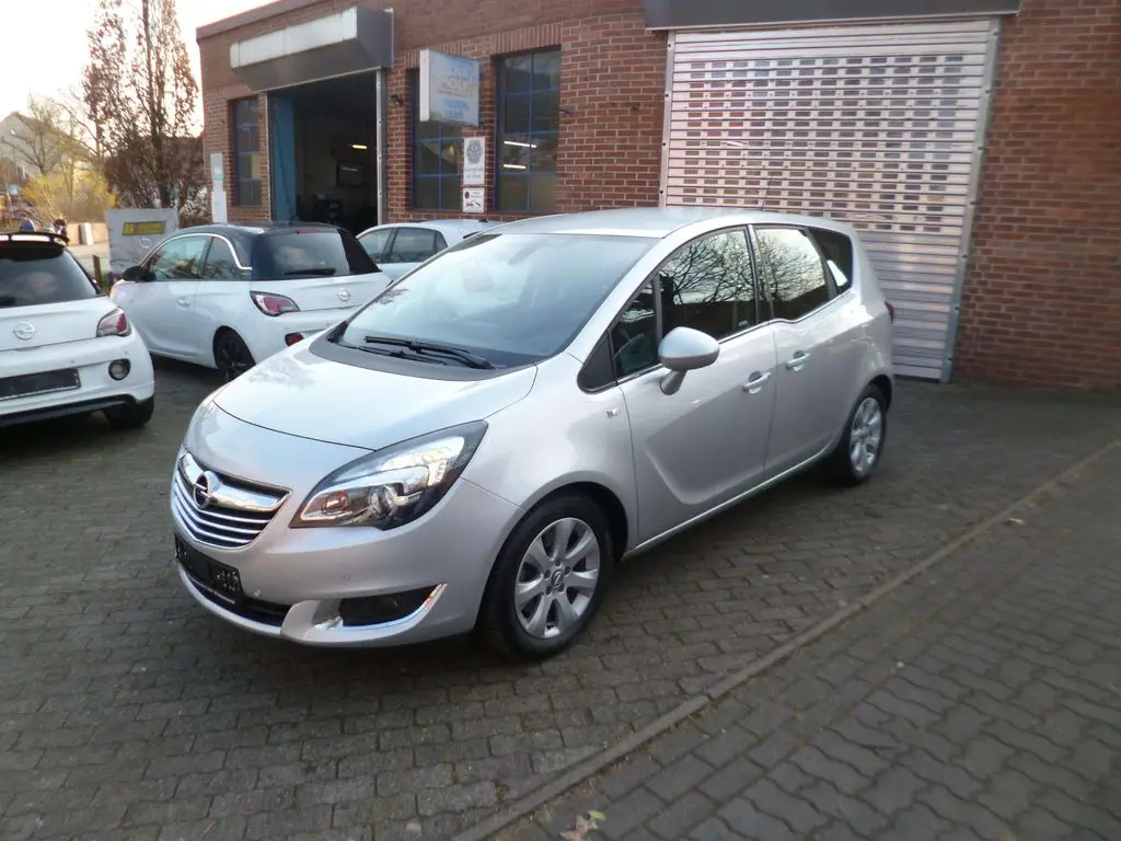 Photo 1 : Opel Meriva 2016 Petrol