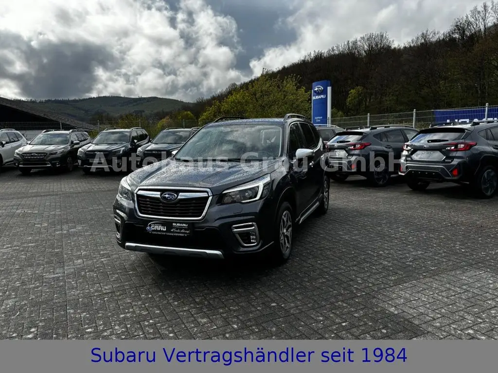 Photo 1 : Subaru Forester 2020 Hybrid