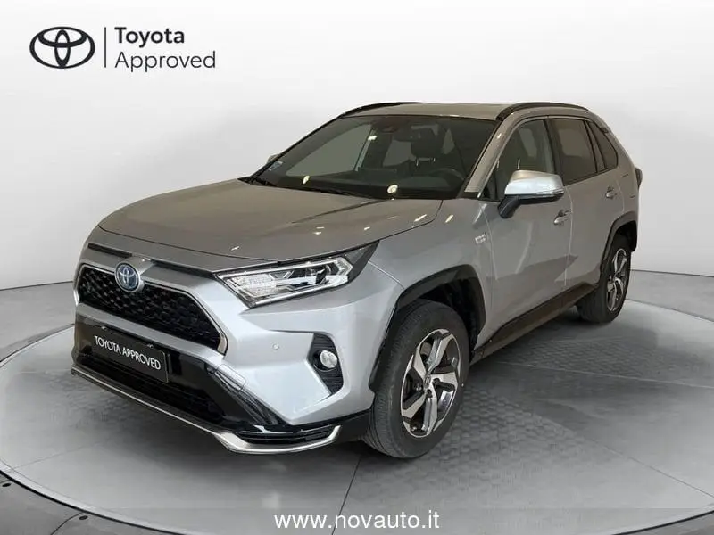 Photo 1 : Toyota Dyna 2021 Hybride