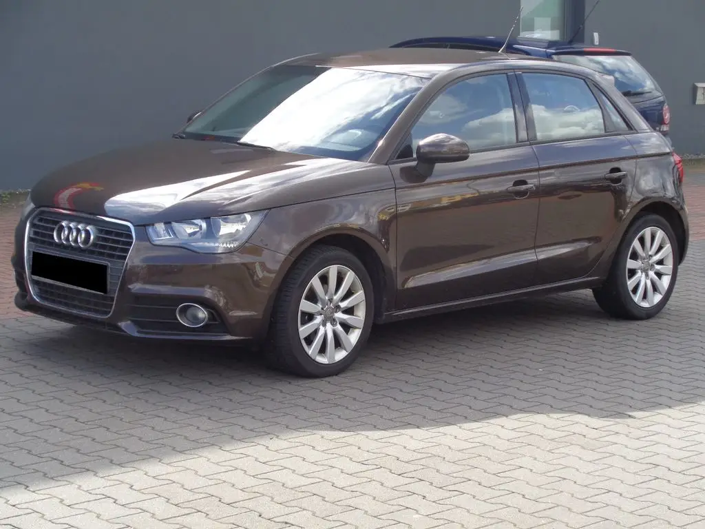 Photo 1 : Audi A1 2014 Petrol