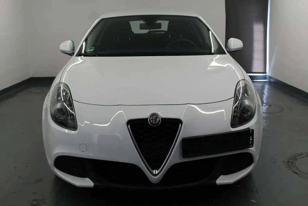 Photo 1 : Alfa Romeo Giulietta 2021 Petrol