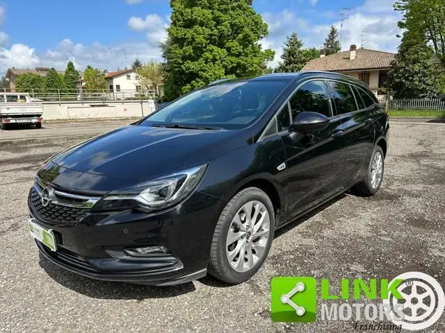 Photo 1 : Opel Astra 2019 Others