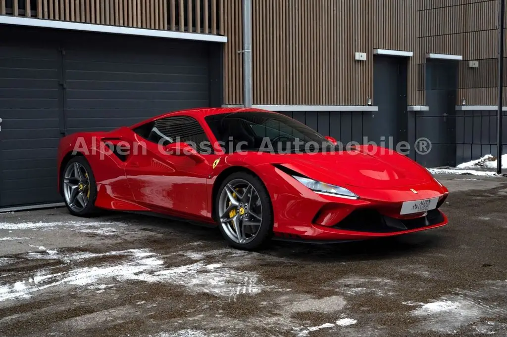 Photo 1 : Ferrari F8 2020 Essence