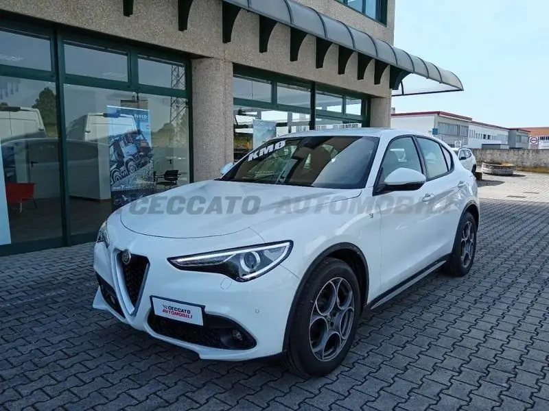 Photo 1 : Alfa Romeo Stelvio 2022 Non renseigné