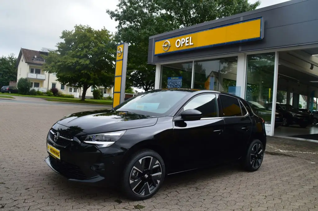 Photo 1 : Opel Corsa 2024 Non renseigné