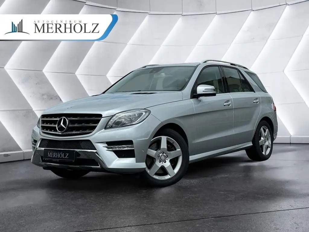 Photo 1 : Mercedes-benz Classe Ml 2014 Essence