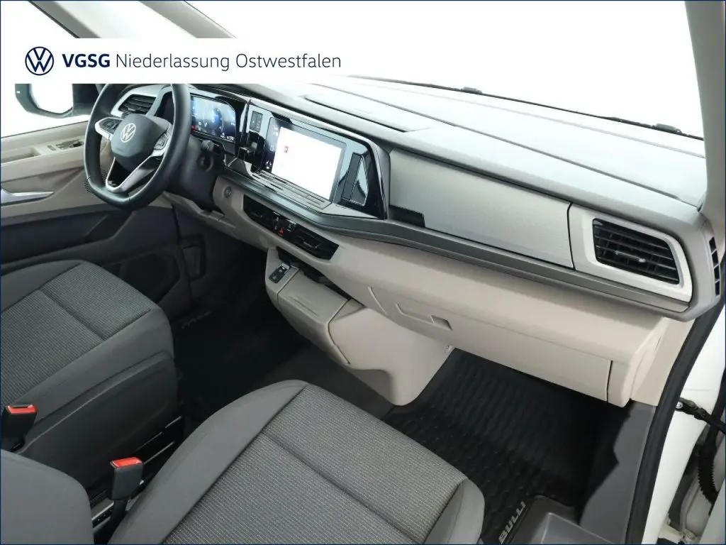 Photo 1 : Volkswagen T7 2023 Diesel