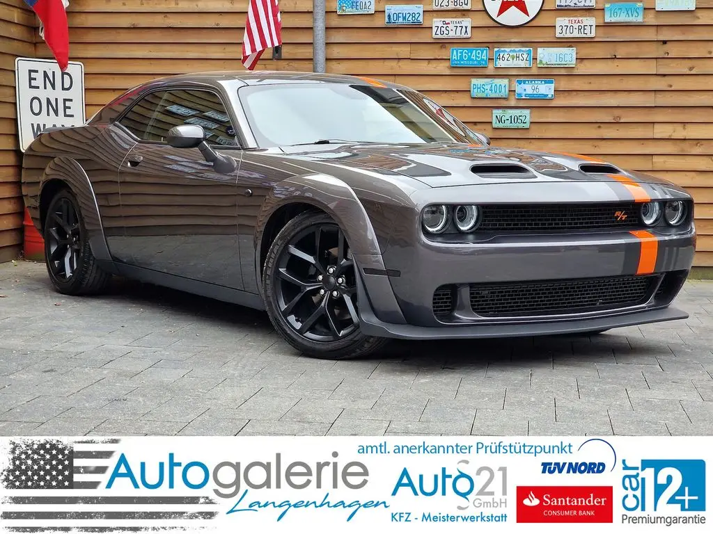 Photo 1 : Dodge Challenger 2020 Petrol