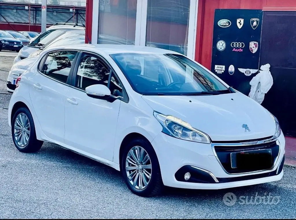 Photo 1 : Peugeot 208 2019 Not specified
