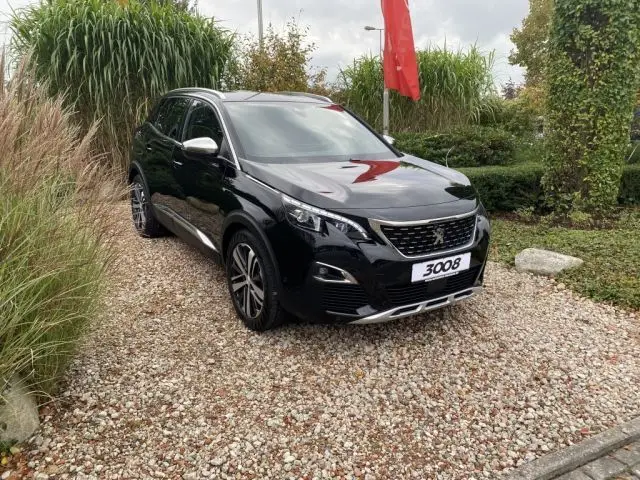 Photo 1 : Peugeot 3008 2018 Diesel