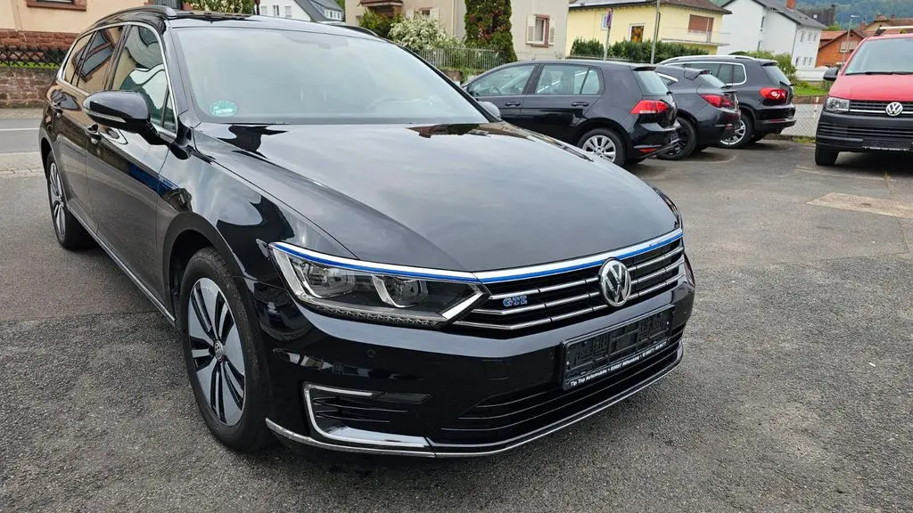 Photo 1 : Volkswagen Passat 2017 Hybrid