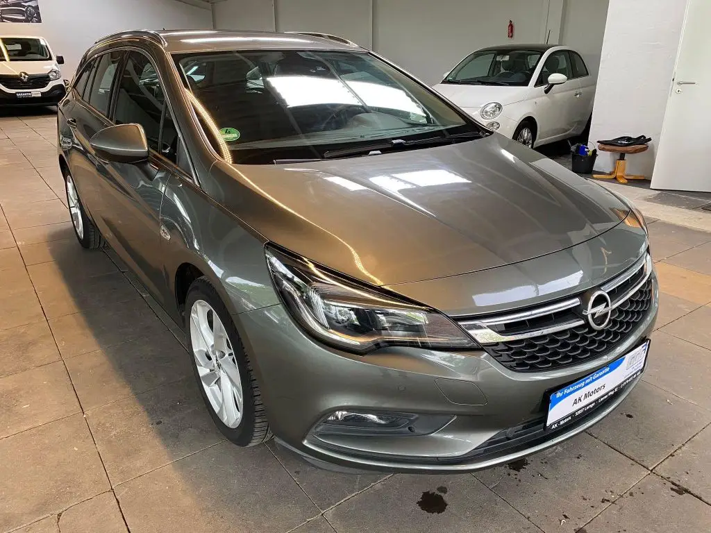 Photo 1 : Opel Astra 2018 Diesel